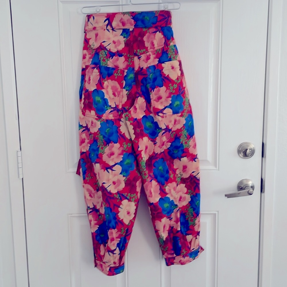 Zara Floral Pants Like new! - Picture 8 of 10